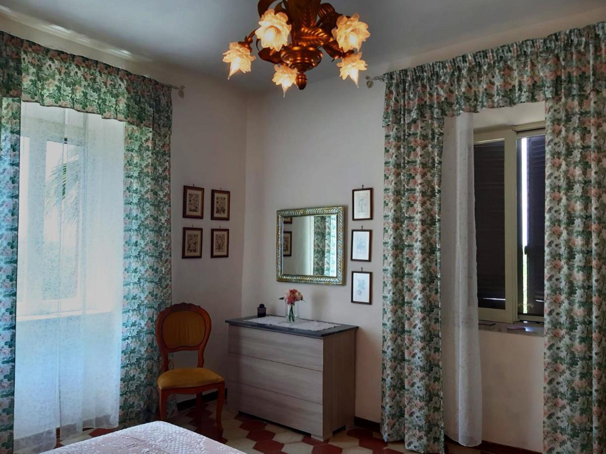 Апартаменты A Casa Di Carla Террачина Экстерьер фото
